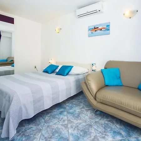 Cozy In Okrug Gornji With Sauna Holiday home Trogir