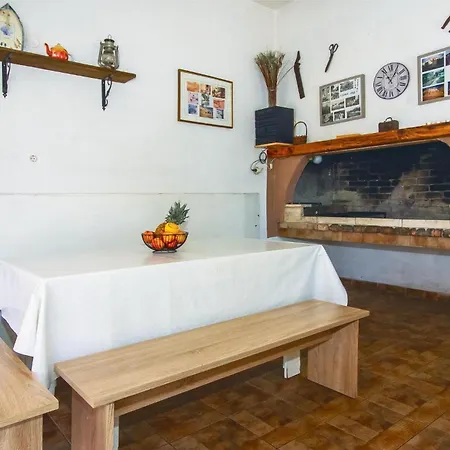 Holiday home Cozy In Okrug Gornji With Sauna *