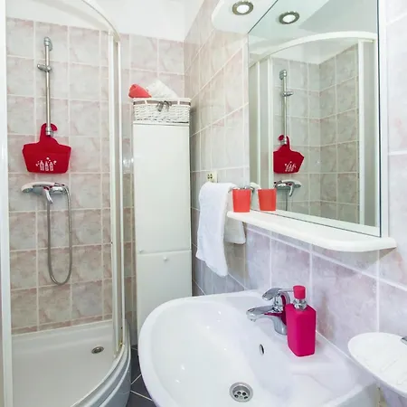 Holiday home Cozy In Okrug Gornji With Sauna *
