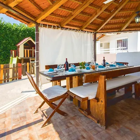 Holiday home Cozy In Okrug Gornji With Sauna Trogir