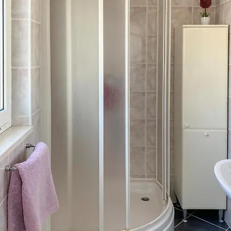 Σπίτι διακοπών Cozy In Okrug Gornji With Sauna