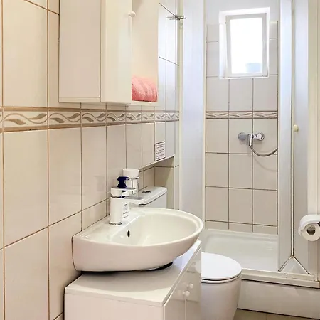 Cozy In Okrug Gornji With Sauna Σπίτι διακοπών Τρογκίρ