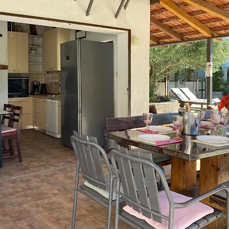 Σπίτι διακοπών Cozy In Okrug Gornji With Sauna *