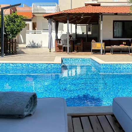 Σπίτι διακοπών Cozy In Okrug Gornji With Sauna Τρογκίρ